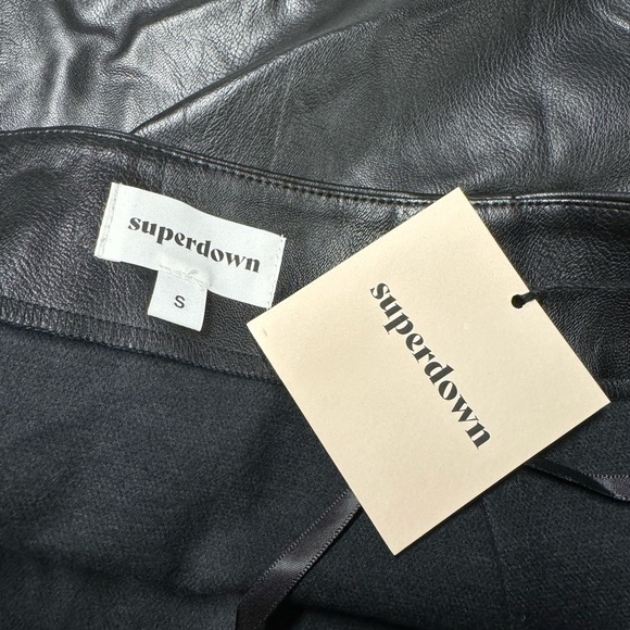 NWT REVOLVE SUPERDOWN Melissa Zip Up Faux Leather Mini Skirt Black S - Picture 10 of 12